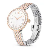 Reloj Swarovski Certa de acero inoxidable con baño en tono oro rosa y plateado. Cuenta con caja redonda, bisel con cristales en pavé, esfera guilloché blanca con índices de cristales y brazalete metálico de siete eslabones bicolor.