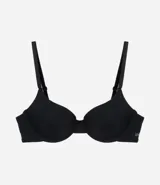 Soutien push up color piel, de microfibra, con breteles regulables y cierre trasero con gancho.