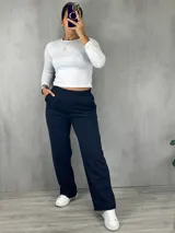 Pantalón de jogging gris melange, de corte amplio y cintura elástica.