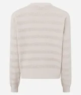 Blusa de punto ligero color beige, con diseño de rayas horizontales texturizadas, cuello redondo, mangas largas y terminaciones acanaladas en puños y ruedo.