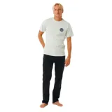 Pantalón de jean negro de corte recto, con bolsillos delanteros y traseros.