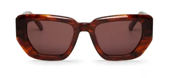 Lentes de sol Mr Boho modelo Madalena, con marco de acetato color carey y lentes color humo.