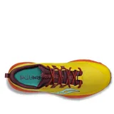 Championes de trail running Saucony Peregrine 13, color amarillo, naranja y marrón. Cuentan con entresuela de espuma PWRRUN, suela exterior de goma PWRTRAC y protección contra rocas.