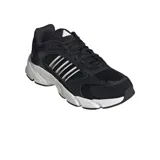 Championes adidas modelo Crazychaos 2000, de diseño deportivo en color negro con detalles en blanco. Presentan una estructura de malla y materiales sintéticos, con las icónicas tres tiras laterales en contraste y una entresuela con tecnología Cloudfoam para mayor amortiguación.