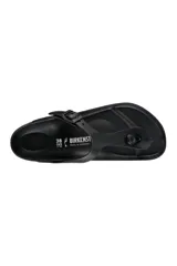 Sandalias Birkenstock Gizeh, hechas de EVA ultraligero y flexible, color negro.