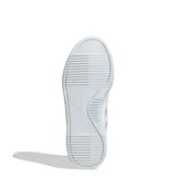 Championes urbanos Adidas Courtblock Bold, color blanco con diseño de plataforma. Presentan las icónicas tres tiras laterales en acabado iridiscente y logo en la lengüeta en tono rosado. Confeccionados en cuero sintético con suela de goma resistente.