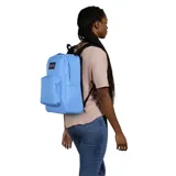 Mochila JanSport SuperBreak Plus color celeste, con compartimento interno para laptop y bolsillo lateral para botella.