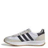 Championes Adidas Run 72 de estilo retro, con diseño inspirado en los años 70. Presentan una combinación de paneles de gamuza en tono beige y cuerpo de material sintético blanco, con las icónicas tres tiras laterales en negro. Incluyen mediasuela con tecnología Cloudfoam para mayor amortiguación y suela de goma color caramelo.