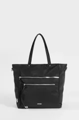 Cartera tipo shopper color negro, confeccionada en nylon, con doble asa de hombro y dos bolsillos frontales con cierres metálicos visibles.