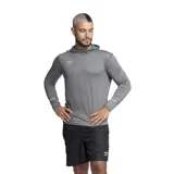 Buzo deportivo de manga larga con capucha, confeccionado en tejido técnico gris con logo de la marca estampado en el pecho.