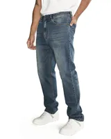 Jeans de mezclilla color azul, de corte recto y diseño clásico de cinco bolsillos.