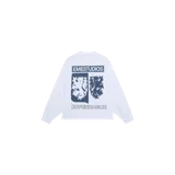 Remera de manga larga Eme Studios en color blanco, con diseño gráfico en la espalda que incluye un escudo y la inscripción 'Emestudios' y 'Copenhague'.