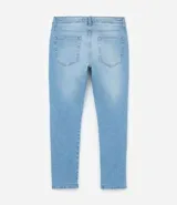 Pantalón jean skinny color azul claro, con bolsillos y confeccionado en algodón y elastano.