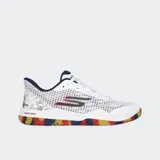 Championes Skechers Viper Court Pro blancos con detalles en azul, rojo y amarillo.