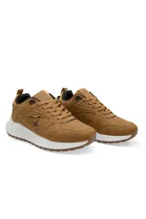 Championes deportivos Santa Barbara modelo Taunton, de color marrón con suela blanca y detalles en marrón oscuro.