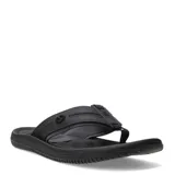 Sandalias tipo ojota para hombre, con diseño ergonómico y plantilla suave. Presentan tiras anchas con textura y detalle de logo de la marca, ideales para uso diario o playa.