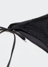 Braga de bikini brasileña negra con detalle de strass y lazos ajustables.