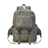 Mochila de gran capacidad color beige, confeccionada en nylon. Cuenta con múltiples compartimentos frontales con cierre y hebillas ajustables, bolsillos laterales y correas acolchadas para mayor comodidad.
