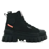 Botas de caña alta Palladium Revolt, color negro, con suela de plataforma gruesa y cordones. Presentan logo de la marca en el lateral y etiqueta con el año 1947 en la caña.