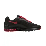 Championes Nike Air Max Invigor de color negro con detalles en rojo, diseñados para running y uso deportivo.