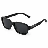 Lentes de sol polarizados con armazón negro de diseño rectangular y detalle metálico en las patillas.