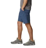 Short cargo de corte clásico con múltiples bolsillos funcionales, incluyendo bolsillos laterales, traseros y un bolsillo cargo lateral. Confeccionado en tejido resistente con elasticidad para mayor comodidad.