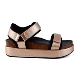 Sandalias negras con plataforma, tiras anchas con velcro y plantilla de corcho.