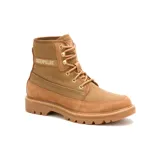 Bota de caña media Caterpillar modelo Colorado, confeccionada en una combinación de gamuza y canvas color marrón. Presenta cierre con cordones, ojales metálicos dorados, suela de goma dentada y logo de la marca en el lateral.