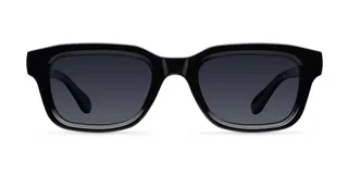 Lentes de sol con montura cuadrada de diseño angular y acabado brillante. Cuentan con lentes polarizadas de color negro y protección UV400.