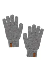 Guantes de tejido de punto color gris, con puño acanalado y detalle de etiqueta de cuero sintético con logo de la marca.