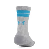 Pack de tres pares de medias deportivas Under Armour Performance Tech unisex, color blanco con detalles en gris y logo en el tobillo.