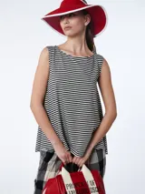 Musculosa de algodón a rayas horizontales blancas y negras, de corte acampanado.