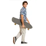 Camisa de manga corta Maui and Sons, con estampado de hojas de palmera multicolor sobre fondo azul.