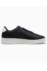 Championes deportivos Puma modelo Court Lally, de color blanco, con diseño urbano y suela de goma.