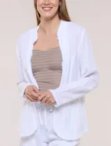 Chaqueta de algodón verde militar, marca Dash, con bolsillos simulados en el frente y terminaciones desflecadas.