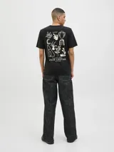 Camiseta negra de algodón con elastano, cuello redondo, manga corta y estampado en la espalda con diseños abstractos y texto "Originals Atelier JUAN-LES PINS JACK&JONES".