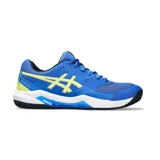 Championes de pádel Asics Gel-Dedicate 8, color azul con detalles en amarillo y blanco. Diseñados para ofrecer estabilidad y flexibilidad durante el juego. La parte superior está hecha con revestimientos de cuero sintético para mejorar el soporte. La unidad de sujeción TRUSSTIC y la suela envolvente mejoran la estabilidad y permiten que los pies se muevan libremente.