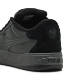 Championes Puma Park Lifestyle II, color gris topo y negro, confeccionados con diseño urbano de inspiración skate.