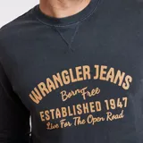 Buzo de manga larga Wrangler de color gris oscuro con estampa frontal del logo de la marca en color naranja. Confeccionado en mezcla de algodón, con cuello, puños y dobladillo acanalados.