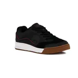 Zapatillas urbanas Osiris modelo Carrera, color negro con detalles en rojo y suela marrón.