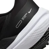 Championes Nike Air Winflo 9 de mujer, color negro con detalles en blanco.