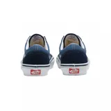 Championes Vans modelo Skate Old Skool, con diseño de paneles en tonos azul marino y azul claro. Presentan la clásica banda lateral blanca, cordones blancos y suela de goma vulcanizada con refuerzo.