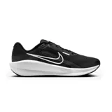 Championes de running Nike Downshifter 13, color negro con detalles en blanco.