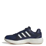 Championes Adidas modelo Eclyptix 2000, color azul marino con detalles en blanco y suela color arena. Presentan un diseño inspirado en el running de los años 2000, con capellada de malla y refuerzos sintéticos, y mediasuela Cloudfoam para mayor amortiguación.