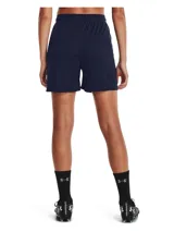 Short deportivo Under Armour modelo Golazo 3.0, color azul marino, confeccionado en tejido técnico de secado rápido. Presenta cintura elástica con cordón interno, aberturas laterales en el bajo y logo de la marca estampado en el frente.