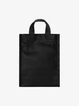 Bolso shopping Carhartt WIP negro de lona de algodón resistente al agua, con asas superiores, correa ajustable y extraíble para el hombro, y estampado gráfico con el logo de la marca en la parte frontal.