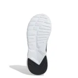 Championes Adidas Lite Racer 3.0, color negro con detalles en amarillo y las tres tiras características de la marca en los laterales.