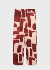 Pantalón fluido de tiro medio con estampado geométrico en tonos bordó y beige, cintura elástica con cordón ajustable, bolsillos laterales y diseño de pernera recta.
