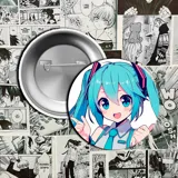 Pin metálico con ilustración de Hatsune Miku, de 3,7cm de diámetro.