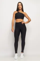 Top deportivo marrón acanalado, con diseño de un solo hombro y textura Ultra Sculpt.